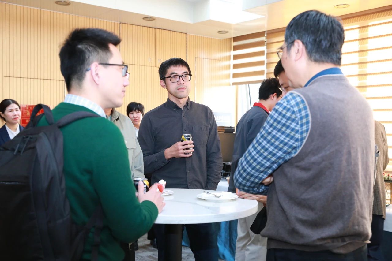 DBCF59DA054E3E8C4A92BCA0DC4_266F4CE1_1DD82